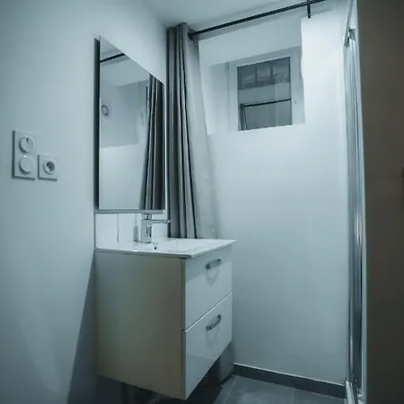 Apartment Neuf Et Moderne Dans Le Centre Bagnols-sur-Ceze